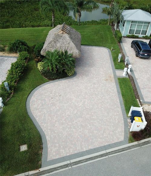 3254 Red Tail Hawk Dr, POLK CITY, FL, 33868-5313 | Card Image