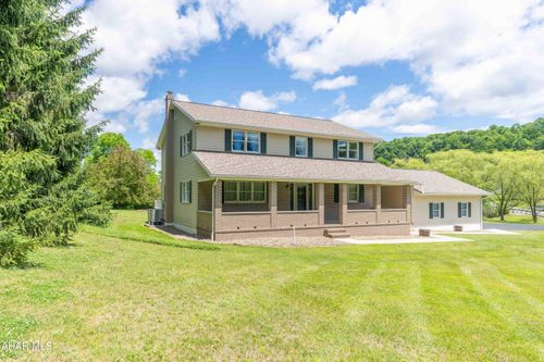 108 Susan Ave, Hollidaysburg, PA, 16648-9742 | Card Image
