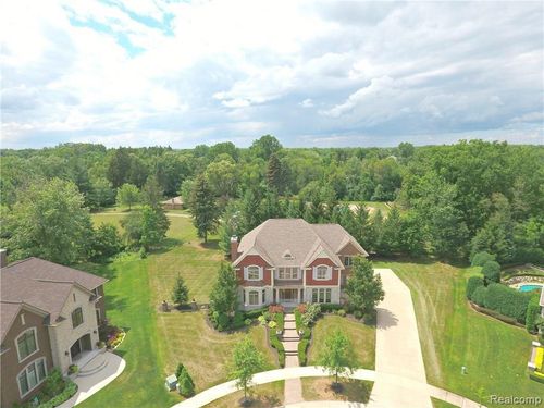 26131 Sunbury Ct, Novi, MI, 48374-2381 | Card Image