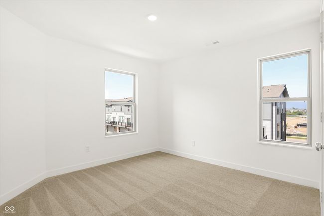 13421 Carlsbad Pl, Townhouse with 3 bedrooms, 4 bathrooms and null parking in Fishers IN | Image 33