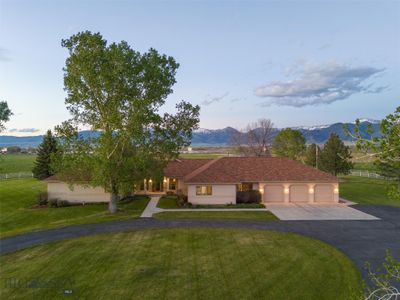 2501 E Cameron Bridge Road, House other with 3 bedrooms, 3 bathrooms and null parking in Bozeman MT | Image 1