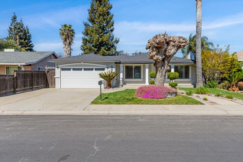 5113 Parks Ave, Salida, CA, 95368-9465 | Card Image