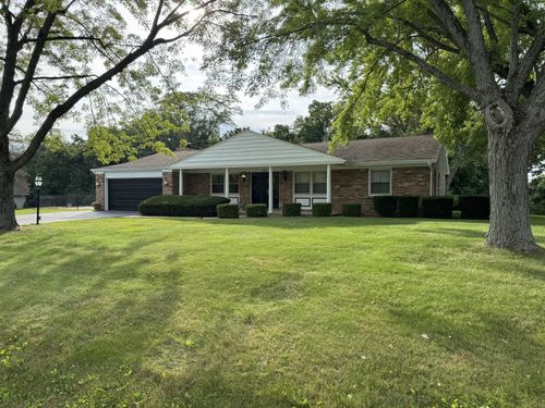 2556 269th Rd, Peru, IL, 61354-9406 | Card Image