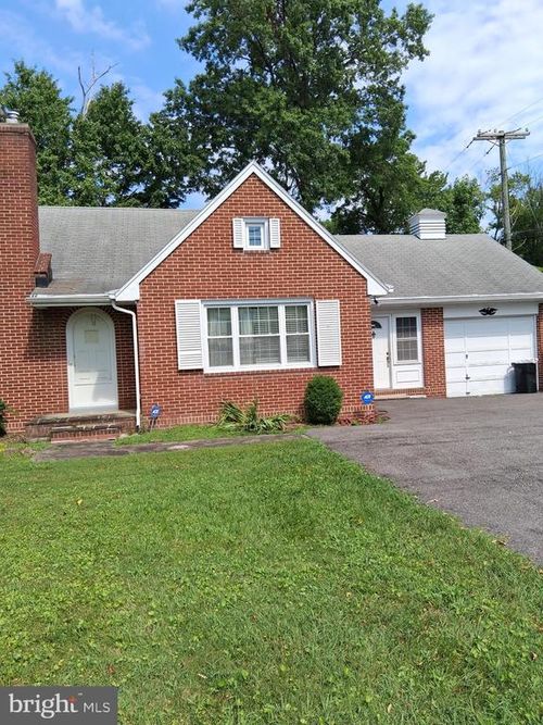 9406 Belair Rd, BALTIMORE, MD, 21236-1502 | Card Image