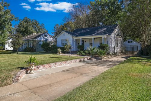 257 Preston Ave, Shreveport, LA, 71105-3330 | Card Image