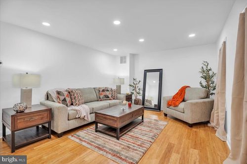 348 Silk St, LAWNSIDE, NJ, 08045-1665 | Card Image