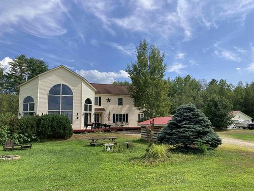 137 Mcneil Rd, Fryeburg, ME, 04037-4702 | Card Image