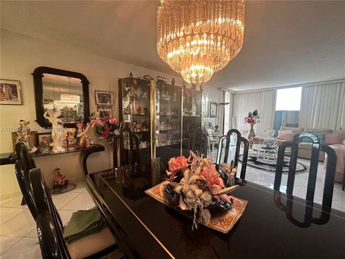 522-3180 S Ocean Dr, Hallandale Beach, FL, 33009-7249 | Card Image
