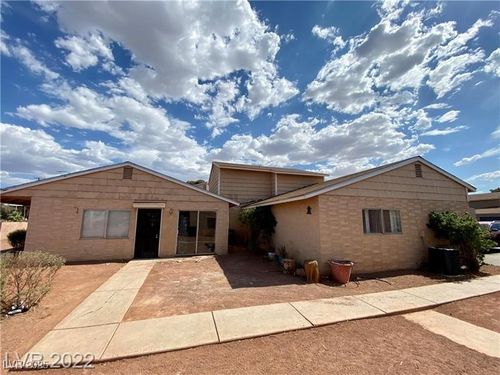 5238 Garden Lane, Las Vegas, NV, 89119 | Card Image