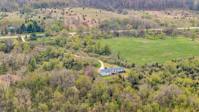 17430 Us Highway 12, House other with 2 bedrooms, 3 bathrooms and null parking in Cement City MI | Image 64