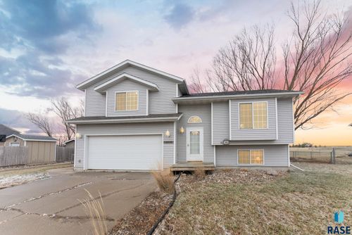 201 Park St, Worthing, SD, 57077 | Card Image