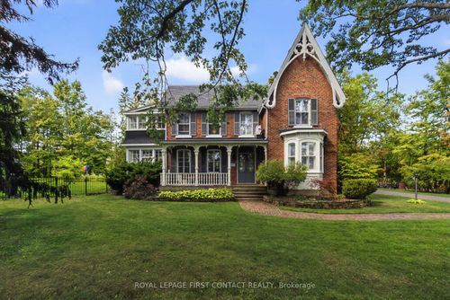 126 Letitia St, Barrie, ON, L4N1P5 | Card Image
