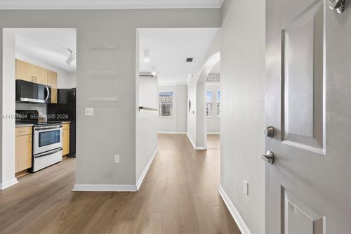 apt-540-533 Ne 3rd Ave, Fort Lauderdale, FL, 33301-3281 | Card Image