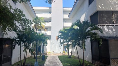 b-310-8335 Sw 152nd Ave, Miami, FL, 33193-4022 | Card Image