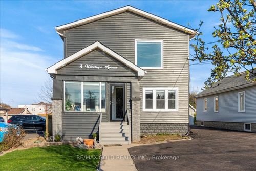 3 Wardrope Ave, Stoney Creek, ON, L8G1R9 | Card Image