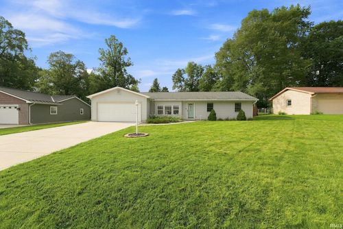 2123 Wayside Dr, Fort Wayne, IN, 46818-2109 | Card Image