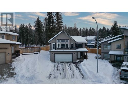 205 18th St S, Cranbrook, BC, V1C0E1 | Card Image