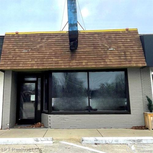 2033 West Rd, Trenton, MI, 48183-3611 | Card Image