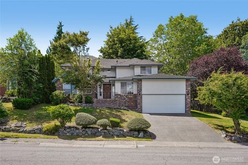 32745 47th Ave Sw, Federal Way, WA, 98023-1939 | Card Image