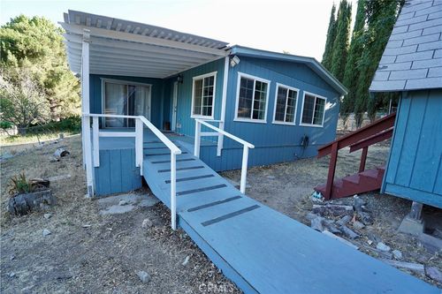 900 Canyon Dr, Lebec, CA, 93243 | Card Image