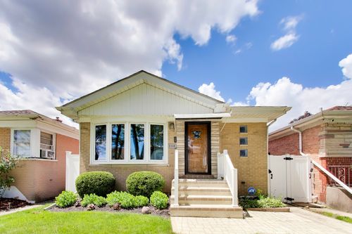 1118 Bohland Ave, Bellwood, IL, 60104-2348 | Card Image