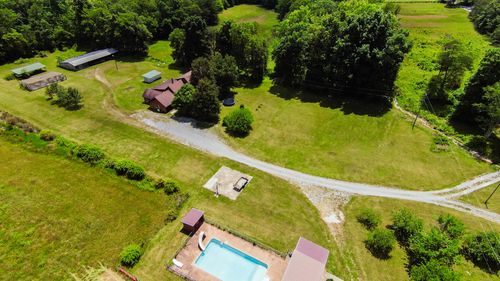 4153 Copper Creek Rd, Berea, KY, 40403-8950 | Card Image