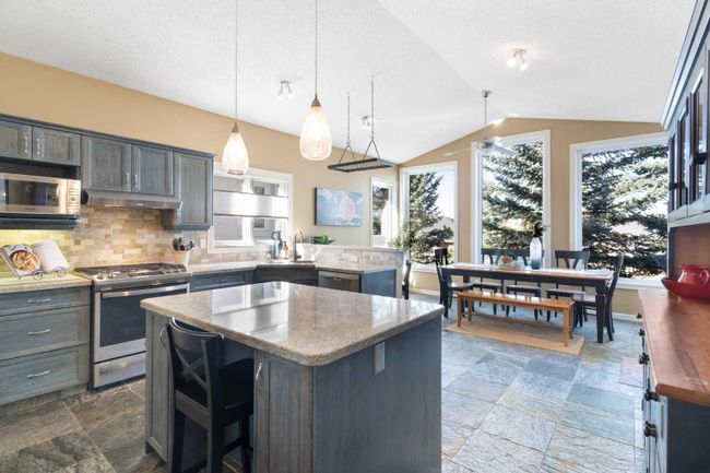148 Christie Park View Sw, Home with 5 bedrooms, 3 bathrooms and 4 parking in Calgary AB | Image 1