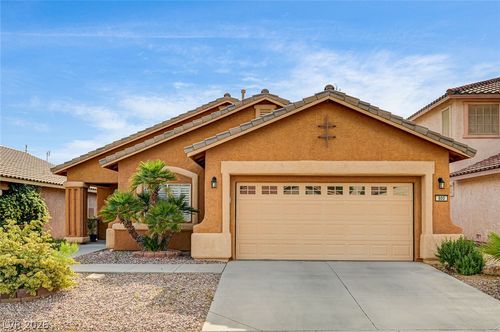 900 Royal Plum Ln, Las Vegas, NV, 89144-1428 | Card Image