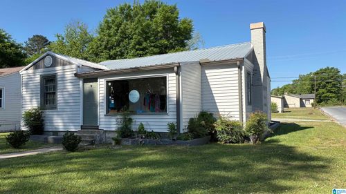 23 Brown Avenue, Sylacauga, AL, 35150 | Card Image