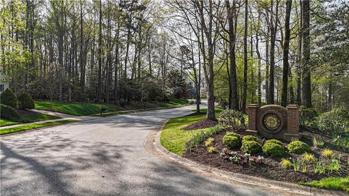 213 Yorkshire Drive, Williamsburg, VA, 23185 | Card Image