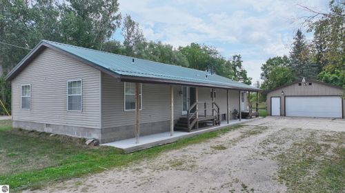 10687 Dwight Street, Chippewa Lake, MI, 49320 | Card Image