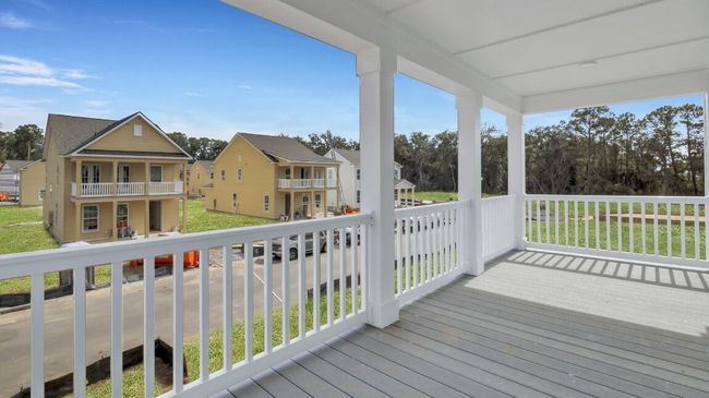 13 Balcony | Image 13
