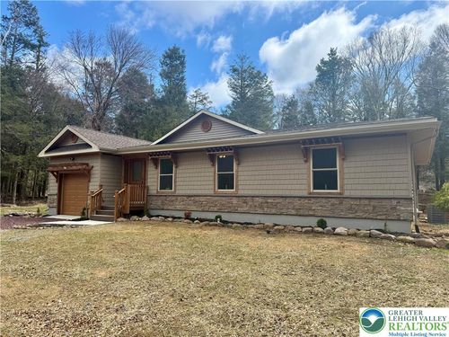 52 Tanglewood Dr, Albrightsville, PA, 18210-3511 | Card Image