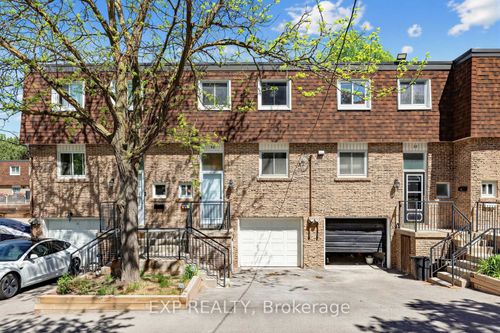 36-36 The Carriage Way, Markham, ON, L3T4V1 | Card Image