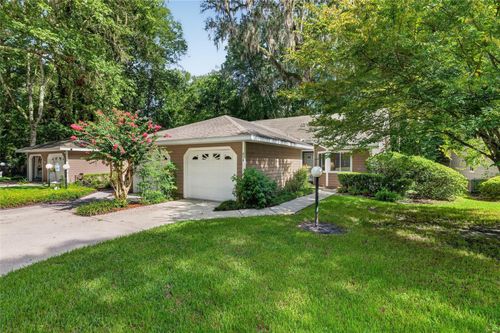 854 Sw 51st Way, Gainesville, FL, 32607-3858 | Card Image