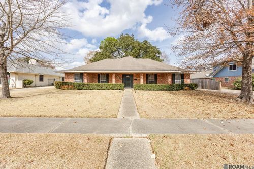 8837 Wakefield Ave, Baton Rouge, LA, 70806-7955 | Card Image