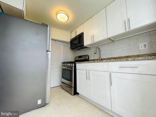 144-3842 28th Ave, TEMPLE HILLS, MD, 20748-1502 | Card Image
