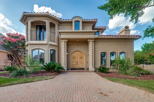 2121 Royal Dominion Ct, Arlington, TX, 76006-4837 | Card Image