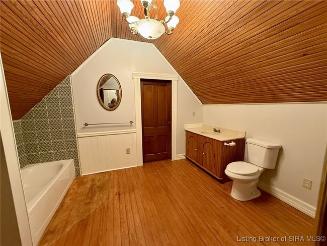 140 S Sycamore St, Home with 3 bedrooms, 3 bathrooms and null parking in Campbellsburg IN | Image 12