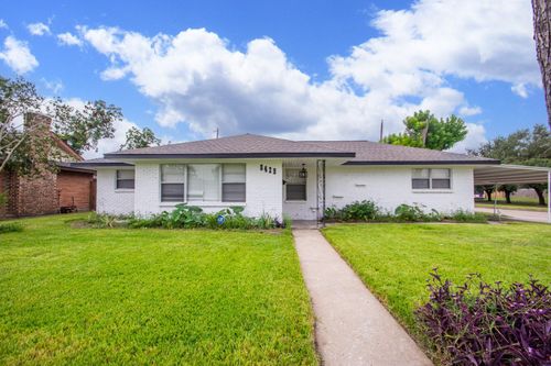 5429 De Lange Ln, Houston, TX, 77092-4209 | Card Image