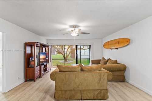 1303-212 W Laurel Dr, Margate, FL, 33063-5216 | Card Image