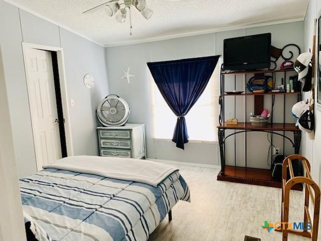 77 Blue St, House other with 3 bedrooms, 2 bathrooms and null parking in Port O Connor TX | Image 25