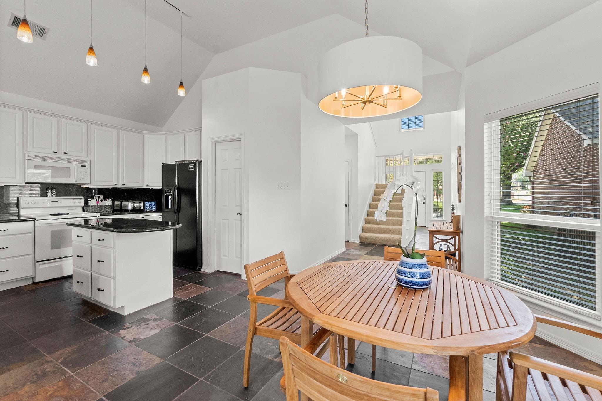 Residential Lease in Willis 3