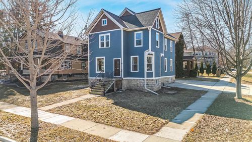502 Cass Street Street, GREEN BAY, WI, 54301 | Card Image