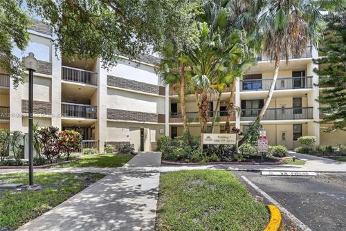 302-3-7500 Nw 1st Ct, Plantation, FL, 33317-2248 | Card Image