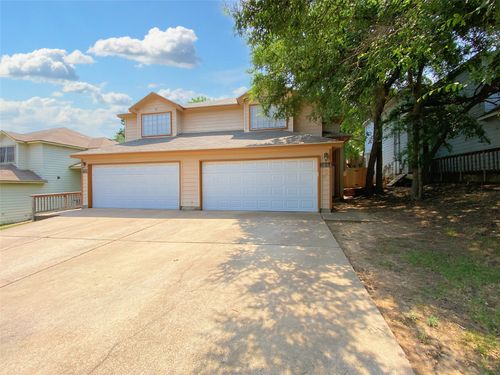 833 Sagewood Trl, San Marcos, TX, 78666-2261 | Card Image