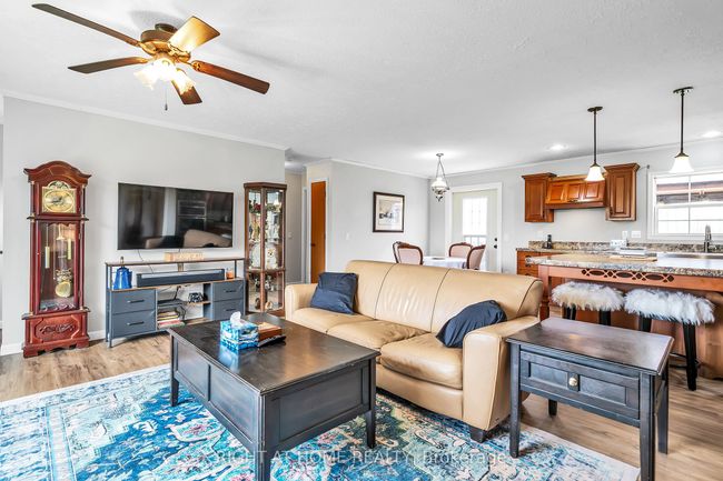 S2320 Brock Concession Rd 2, House other with 3 bedrooms, 2 bathrooms and 5 parking in Brock ON | Image 11