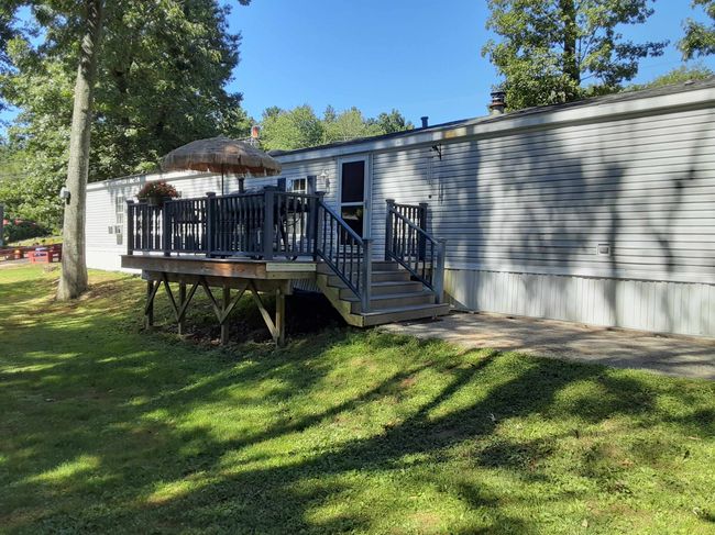 58 Mobile Dr, House other with 3 bedrooms, 2 bathrooms and null parking in Hudson NH | Image 21