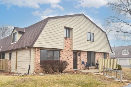 8673 N 73rd St, Milwaukee, WI, 53223-2601 | Card Image