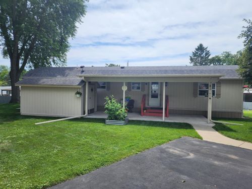 1473 Greenfield Ave, Burlington, WI, 53105-9089 | Card Image